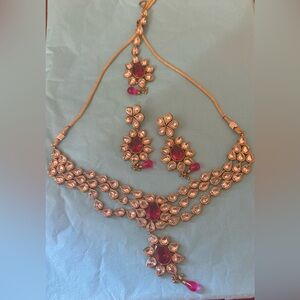 Pink and white stone, elegant necklace with mang tikka